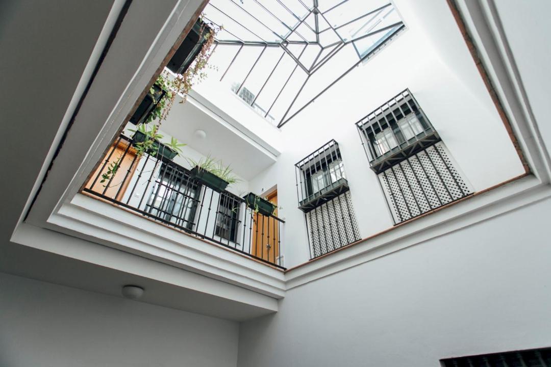 Bright Duplex W/ Terrace Apartment Seville